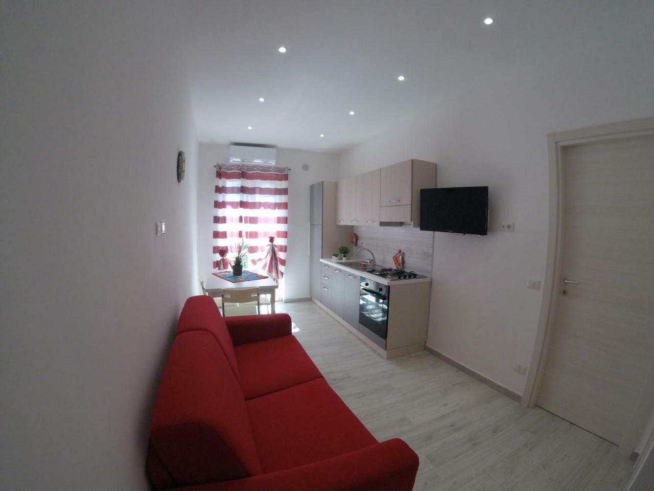 Oudeis Holidays Apartments โตรเปอา ภายนอก รูปภาพ