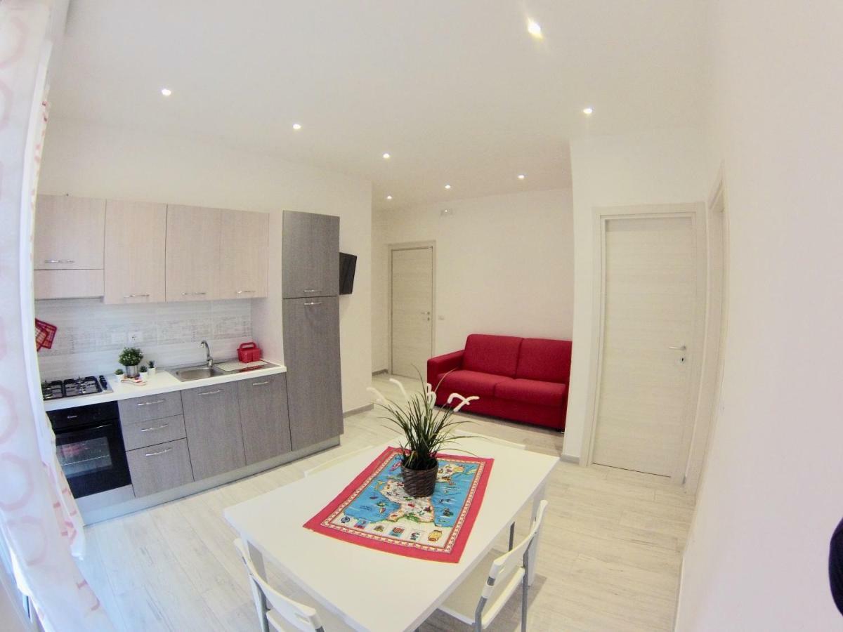 Oudeis Holidays Apartments โตรเปอา ภายนอก รูปภาพ